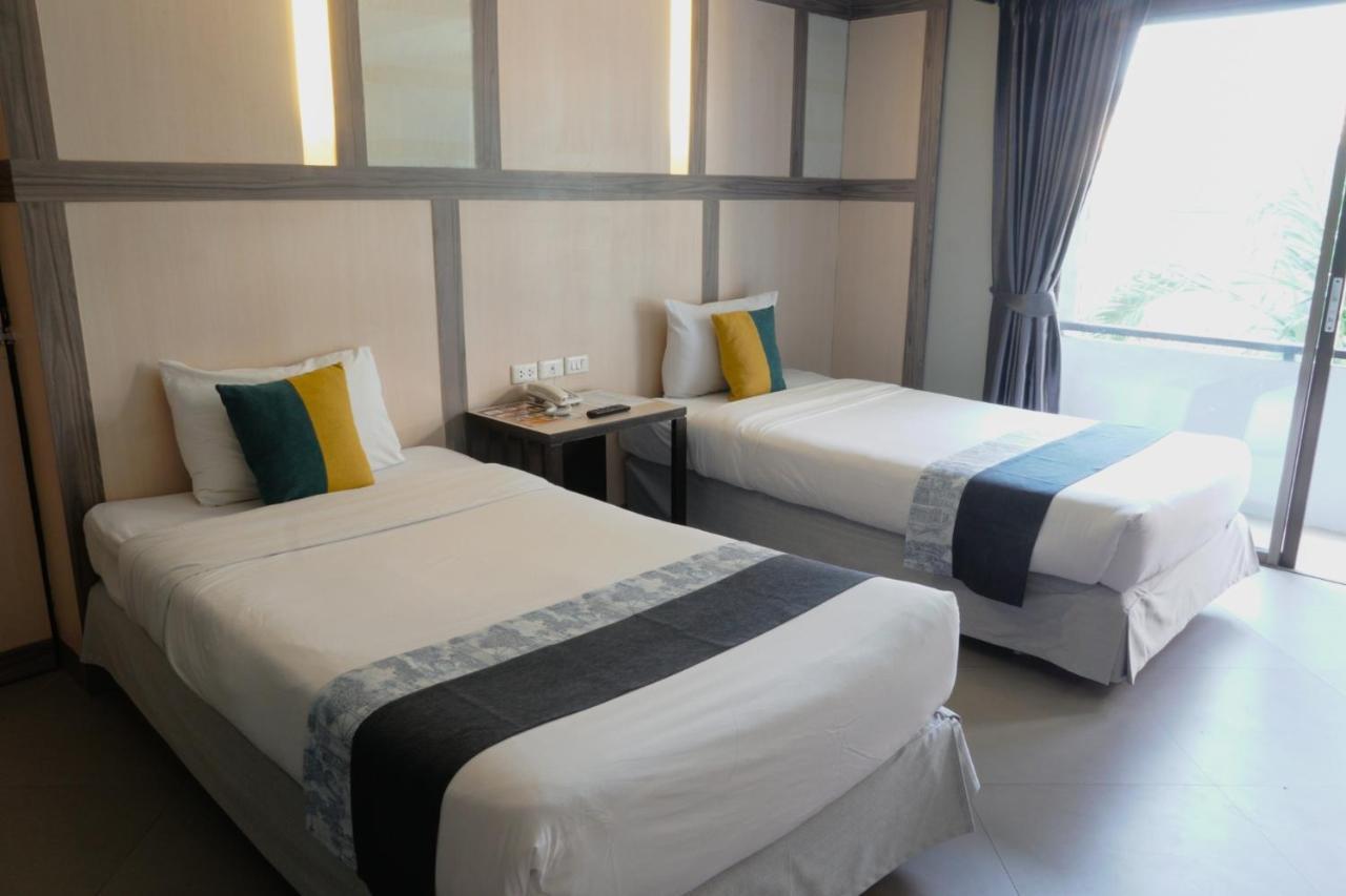 Sea Breeze Jomtien Resort Pattaya Esterno foto