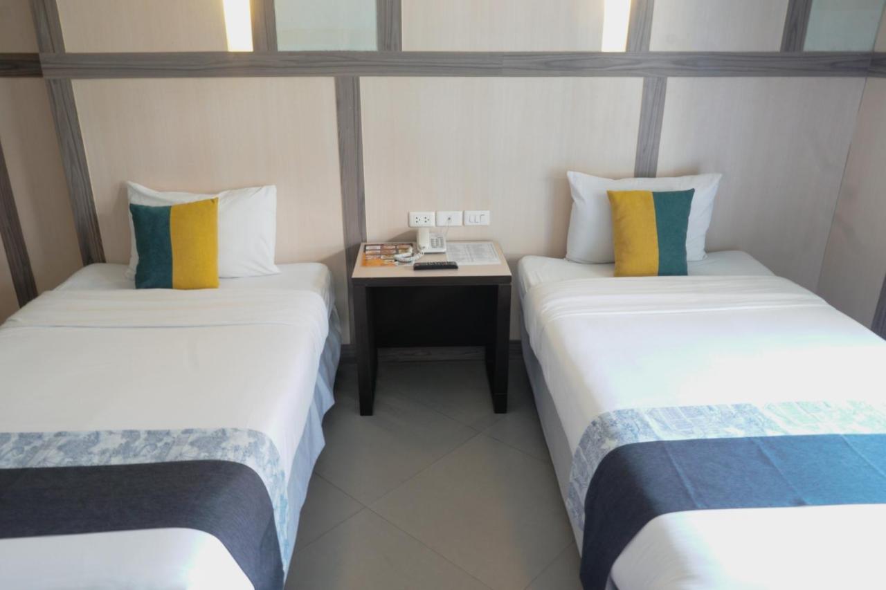 Sea Breeze Jomtien Resort Pattaya Esterno foto