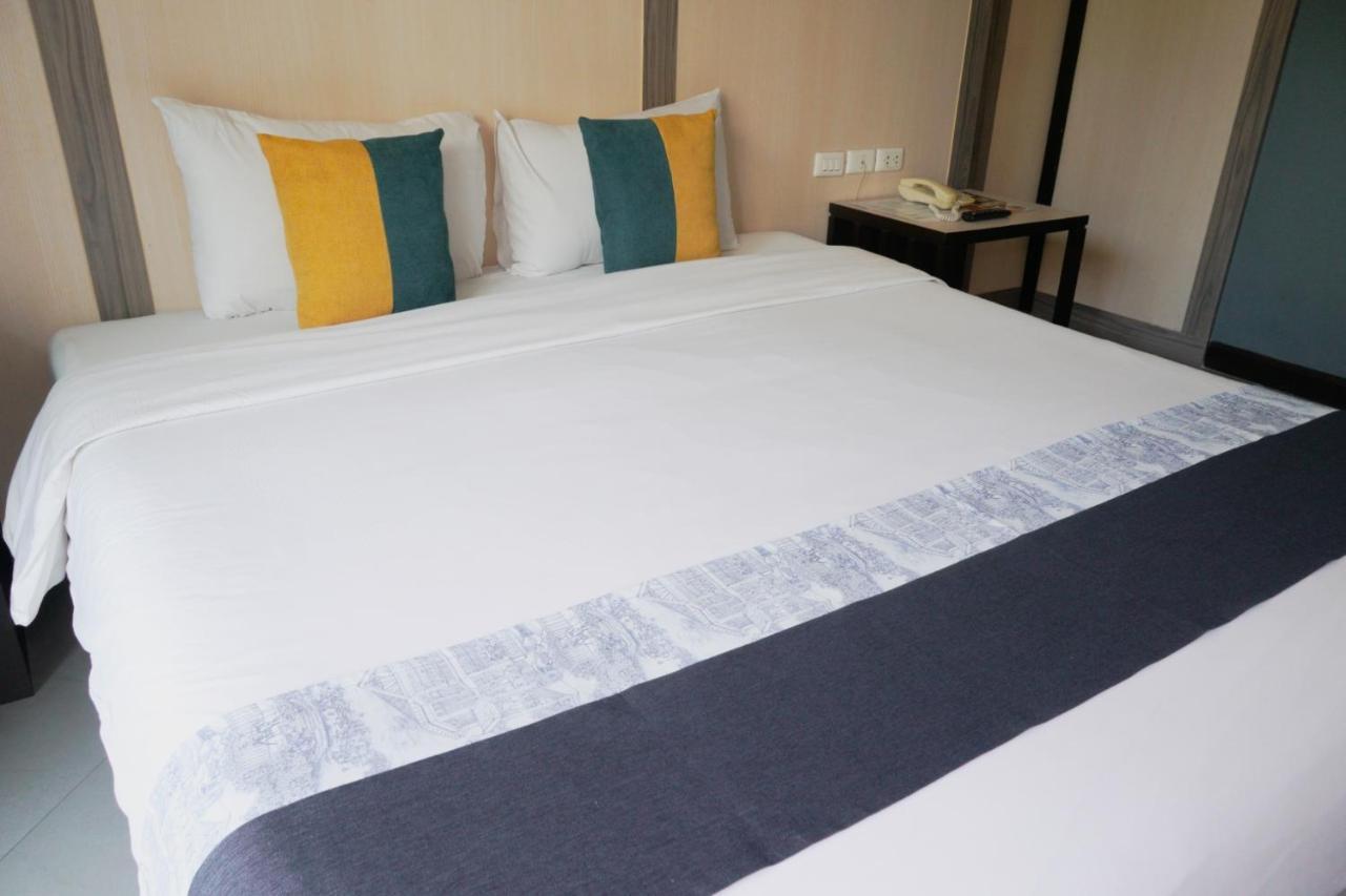 Sea Breeze Jomtien Resort Pattaya Esterno foto