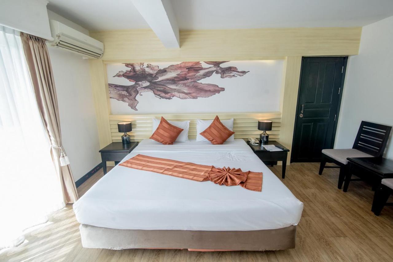Sea Breeze Jomtien Resort Pattaya Esterno foto
