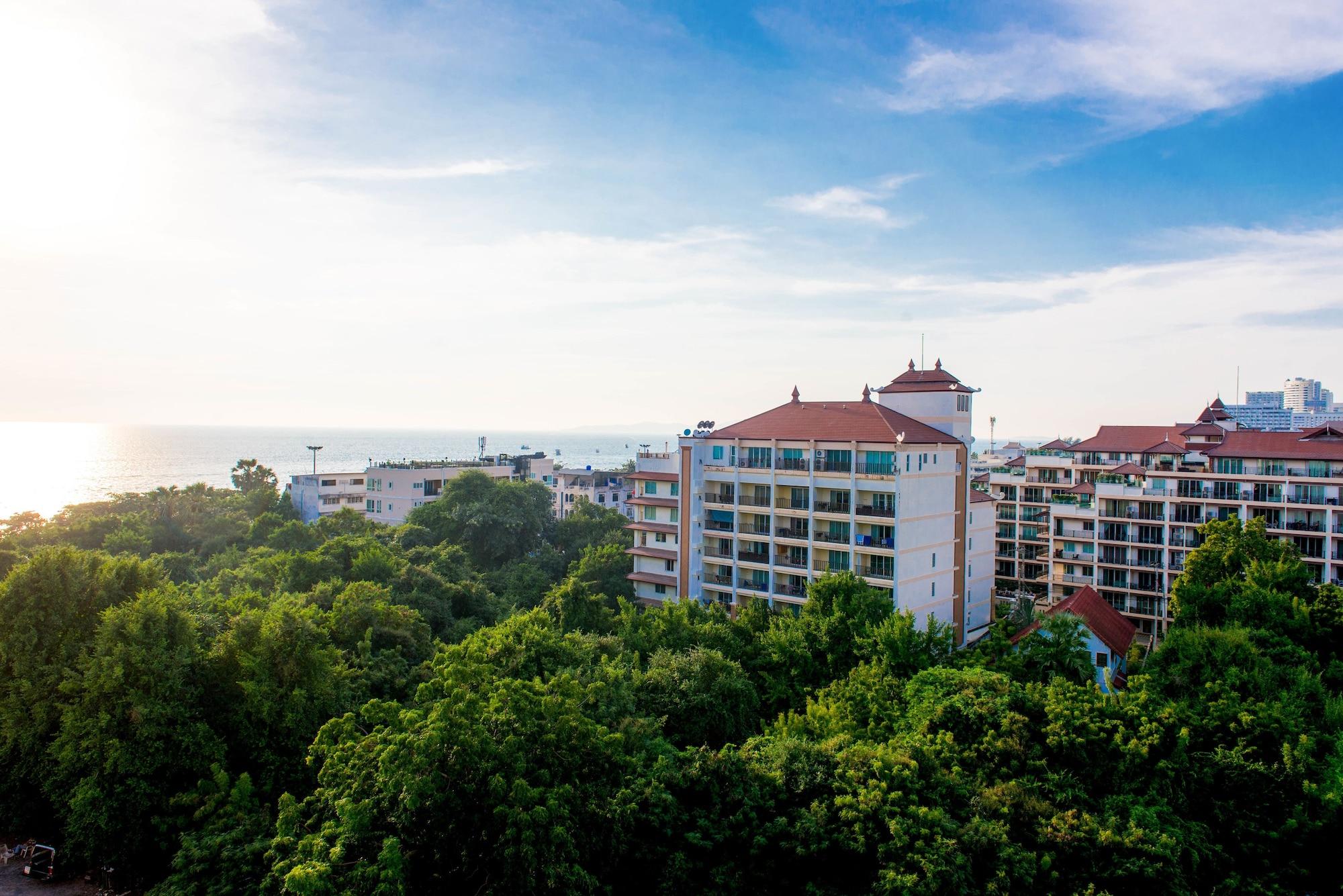 Sea Breeze Jomtien Resort Pattaya Esterno foto