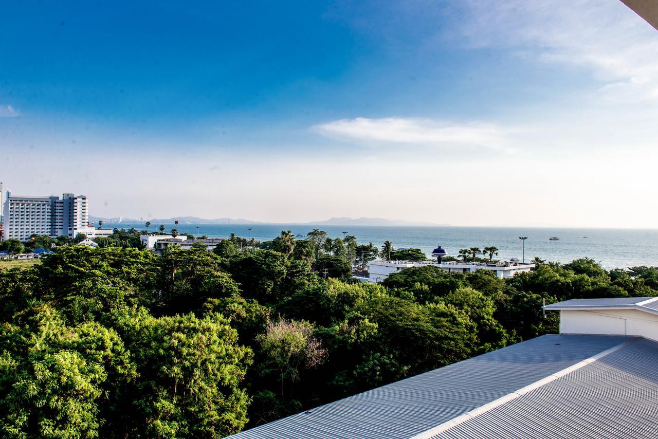Sea Breeze Jomtien Resort Pattaya Esterno foto
