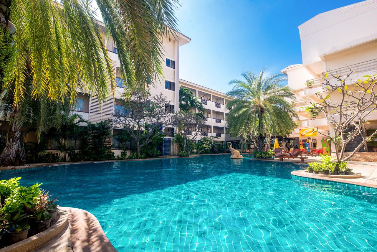 Sea Breeze Jomtien Resort Pattaya Esterno foto